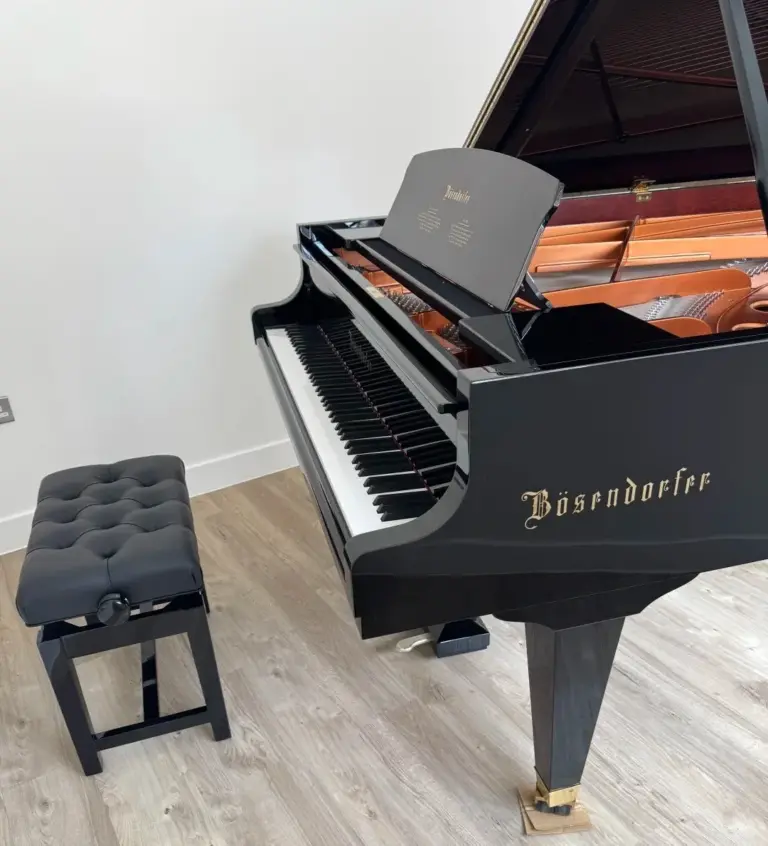 Piano à queue Bösendorfer 214VC